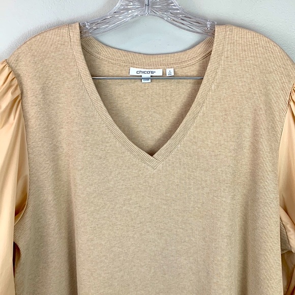 Chico’s Rib Knit V-Neck Top NEW! - Picture 5 of 7